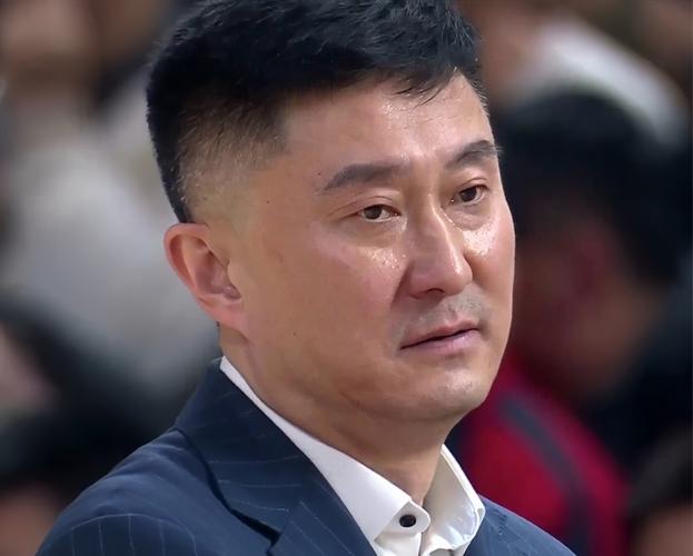 可怕的不是广东输16分，而是杜锋赛后的发言，看不到希望！