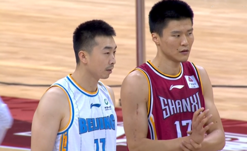 进攻哑火！江苏全场61投16中仅拿到53分创球队赛季得分新低