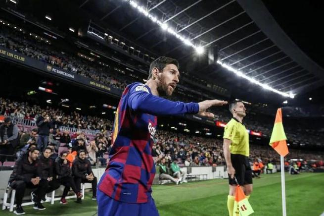 拉波尔塔谈放走梅西:决策正确他已进入职业生涯末期+球队需重建