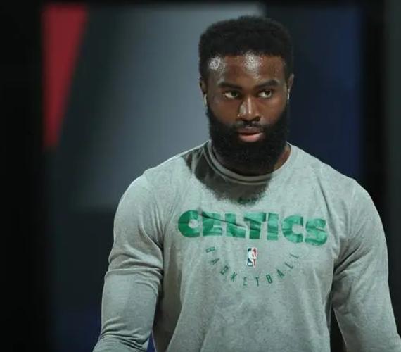 稳稳二当家！杰伦威首发29分钟11中7&7罚全中砍22分2助