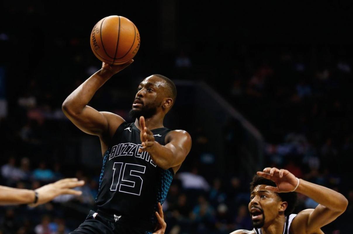 名嘴:黄蜂下半程净效率第一这表现仍可能打不上季后赛太疯狂了