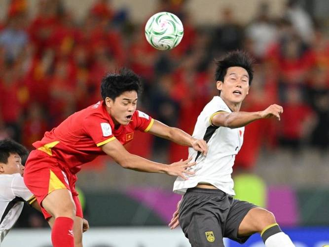 半场U23国足10越南U23杜月徵精彩凌空世界波U23国足压制对手