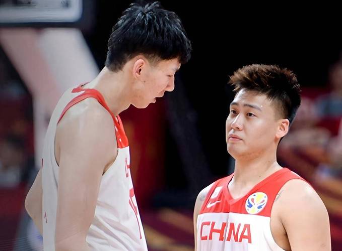 备战浙江！赵睿投篮精准，周琦改罚球手势，许利民重提防守问题！
