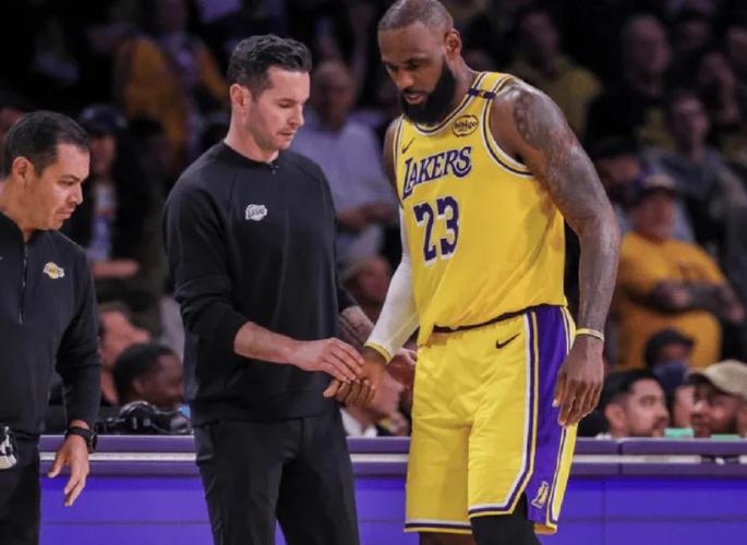 迎战老东家骑士!雷迪克:詹姆斯将在赛前决定是否出战!