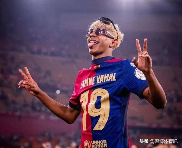 荷媒：克鲁伊维特小儿子肖恩已与巴萨续约至2028年